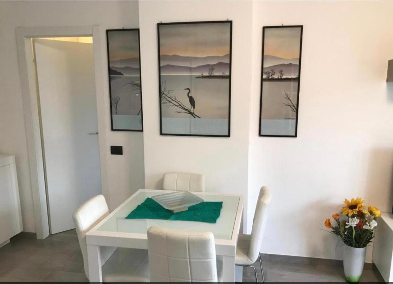 La Conchiglia A Marina Apartment Marina Di Carrara Ngoại thất bức ảnh